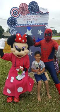 Airshow fun in Clearlake with these 2 costumed characters.