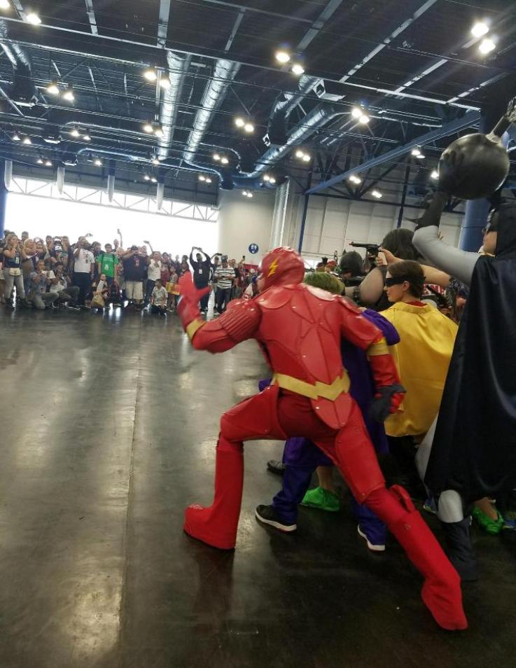 Rent the Flash for youe super hero birthday party in Houston, Texas as seen in this comicpalooza costumed character cosplay picture.
