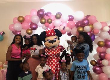 Party characters for kids in Houston rentals for birthday party fun with this Mrs Mouse girls