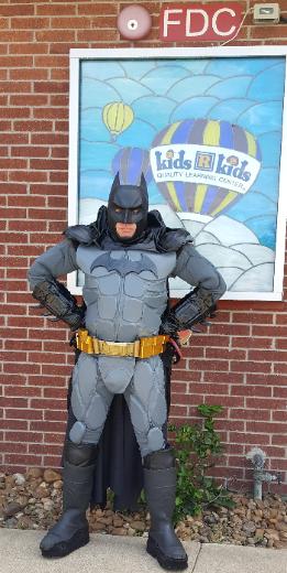Batman costumed character for rent in Houston, Texas for birthday party mascots.